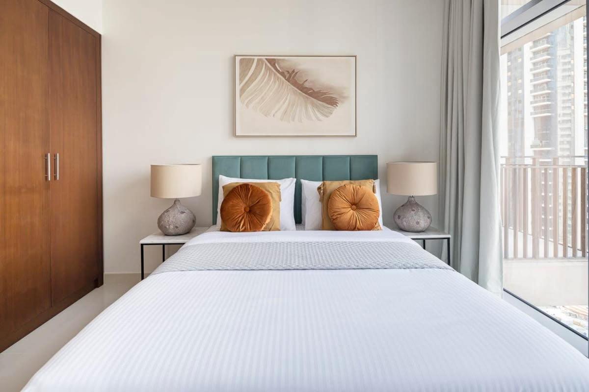 Frank Porter - Boulevard Crescent Dubai Bagian luar foto